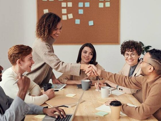 Implicaciones Estratégicas Profundas del Marketing Automotriz en 2025